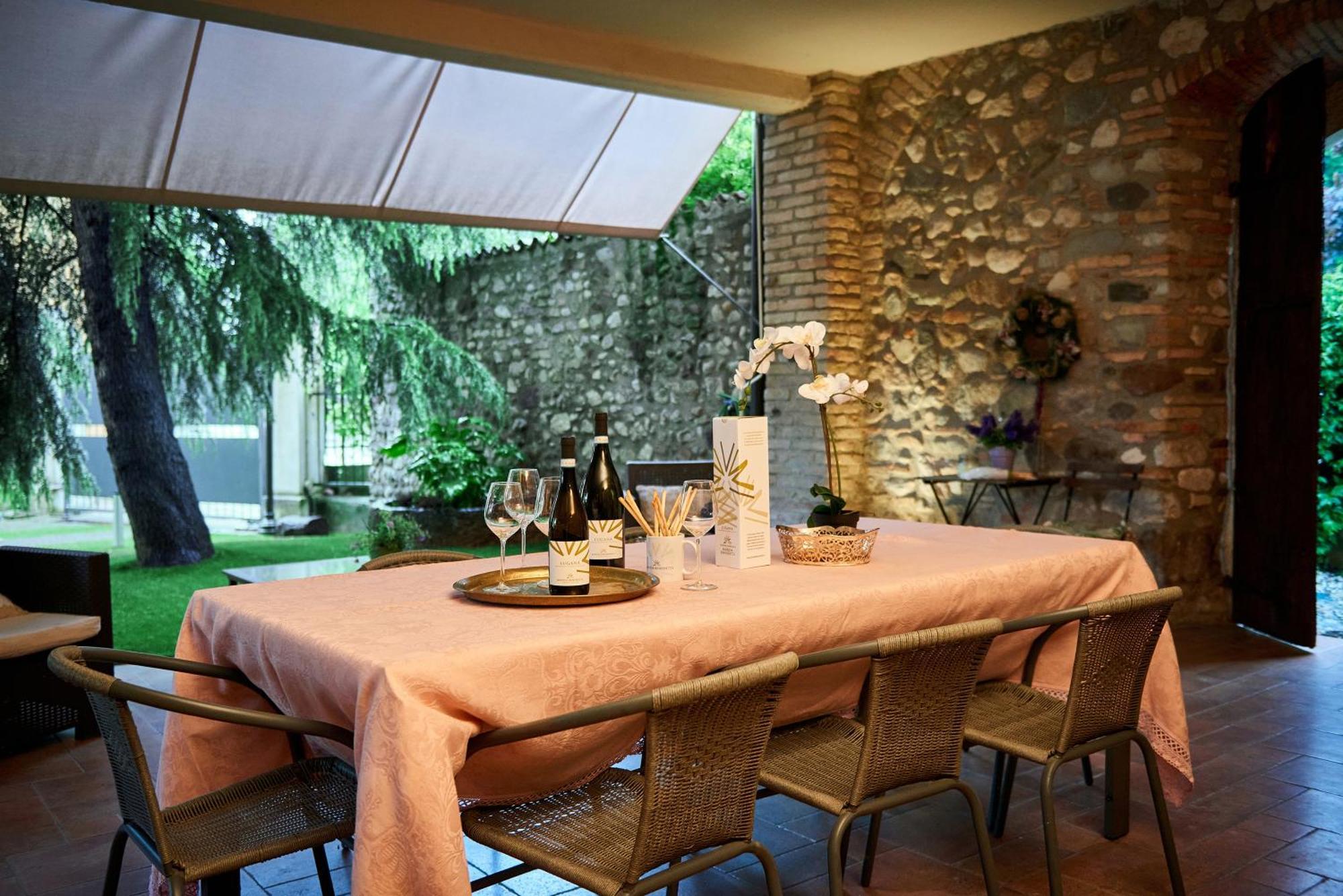 Garda Blue Lake Home Luxury Appartment Desenzano del Garda Exterior photo